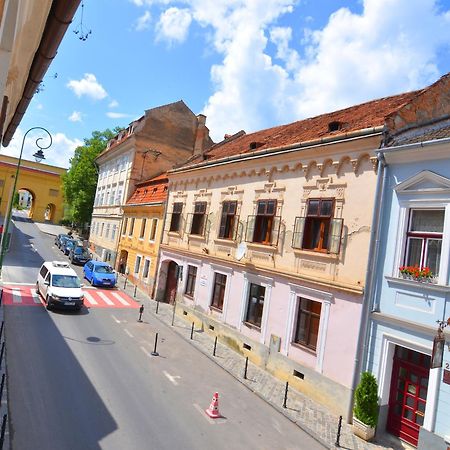 Comfort Apartment Poarta Schei Braşov Exterior foto